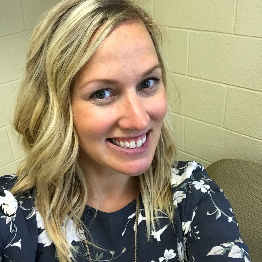 Meet your Posher, Elyse